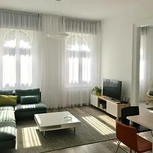 Paulay , בודפשט הונגריה